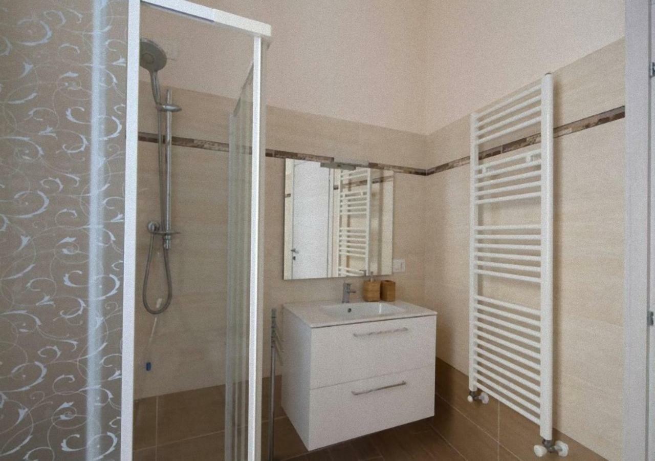 Glad Apartment ลาสเปเซีย ภายนอก รูปภาพ