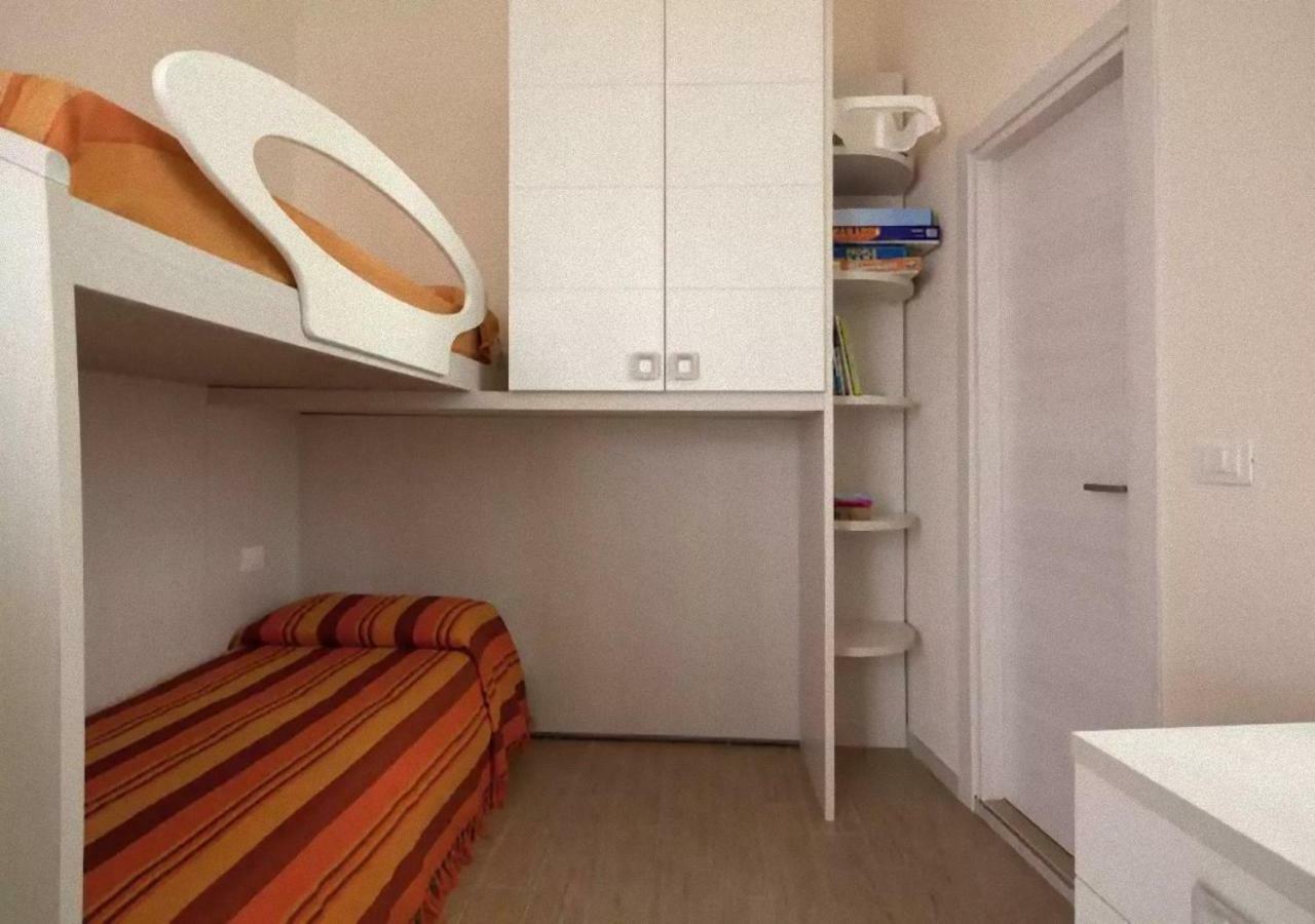 Glad Apartment ลาสเปเซีย ภายนอก รูปภาพ