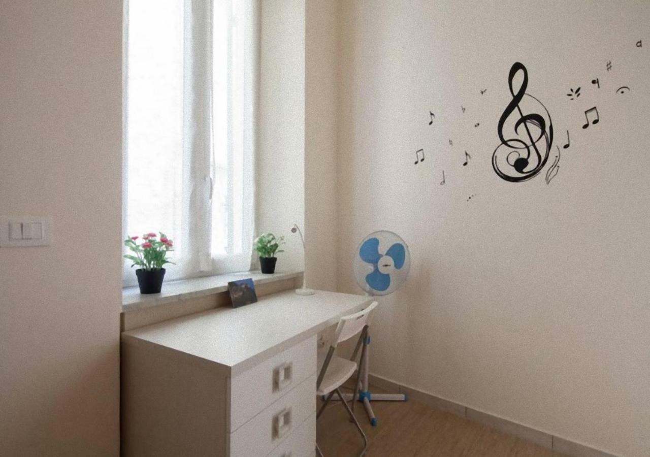 Glad Apartment ลาสเปเซีย ภายนอก รูปภาพ